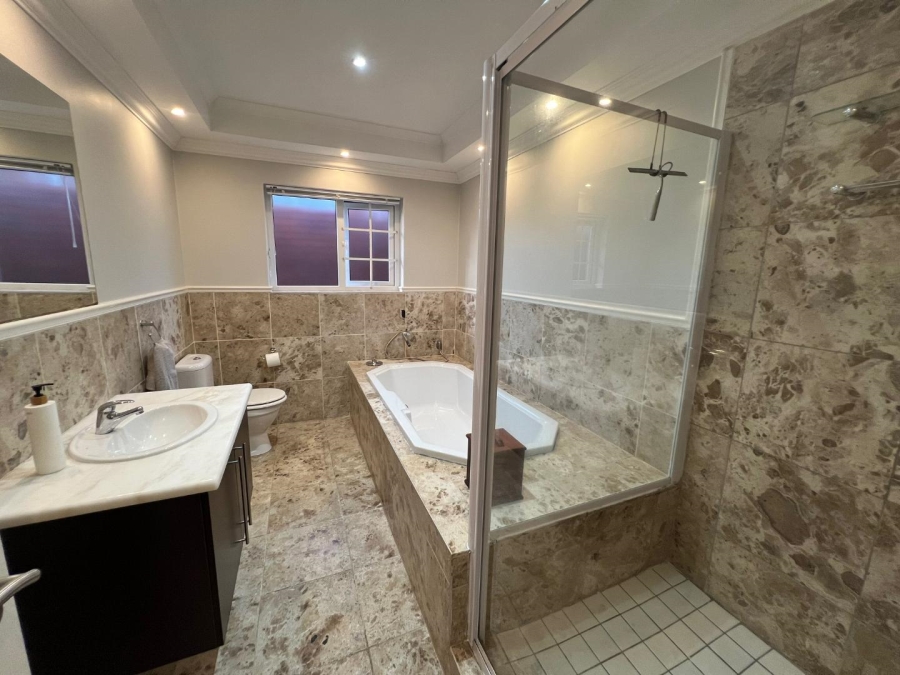 To Let 4 Bedroom Property for Rent in Walmer Eastern Cape